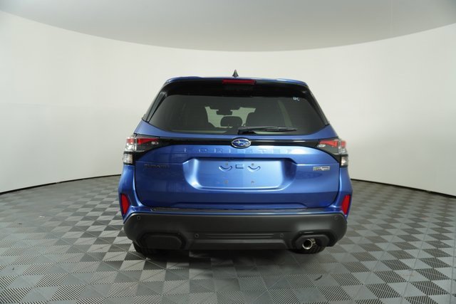 New 2025 Subaru Forester Touring image 6