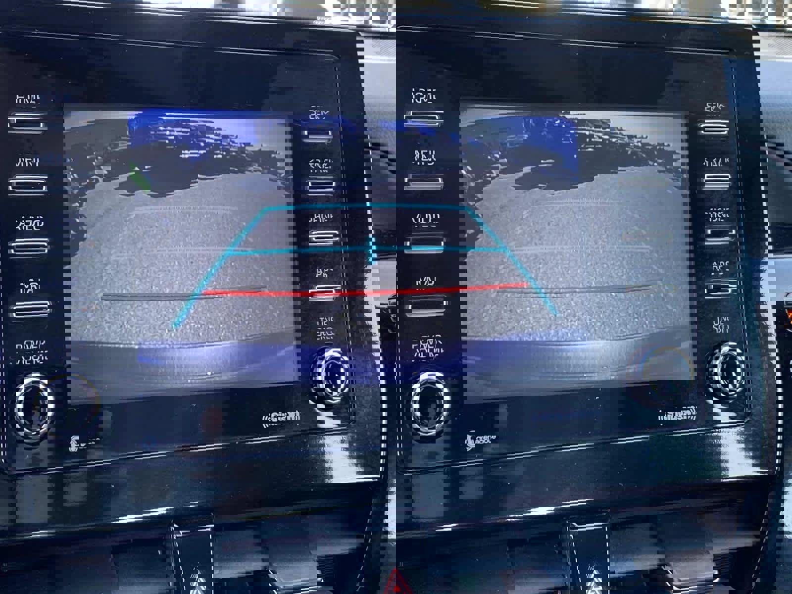 Used 2023 Toyota Camry LE image 11