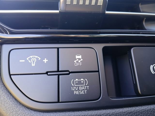 New 2026 Kia Sportage S image 36