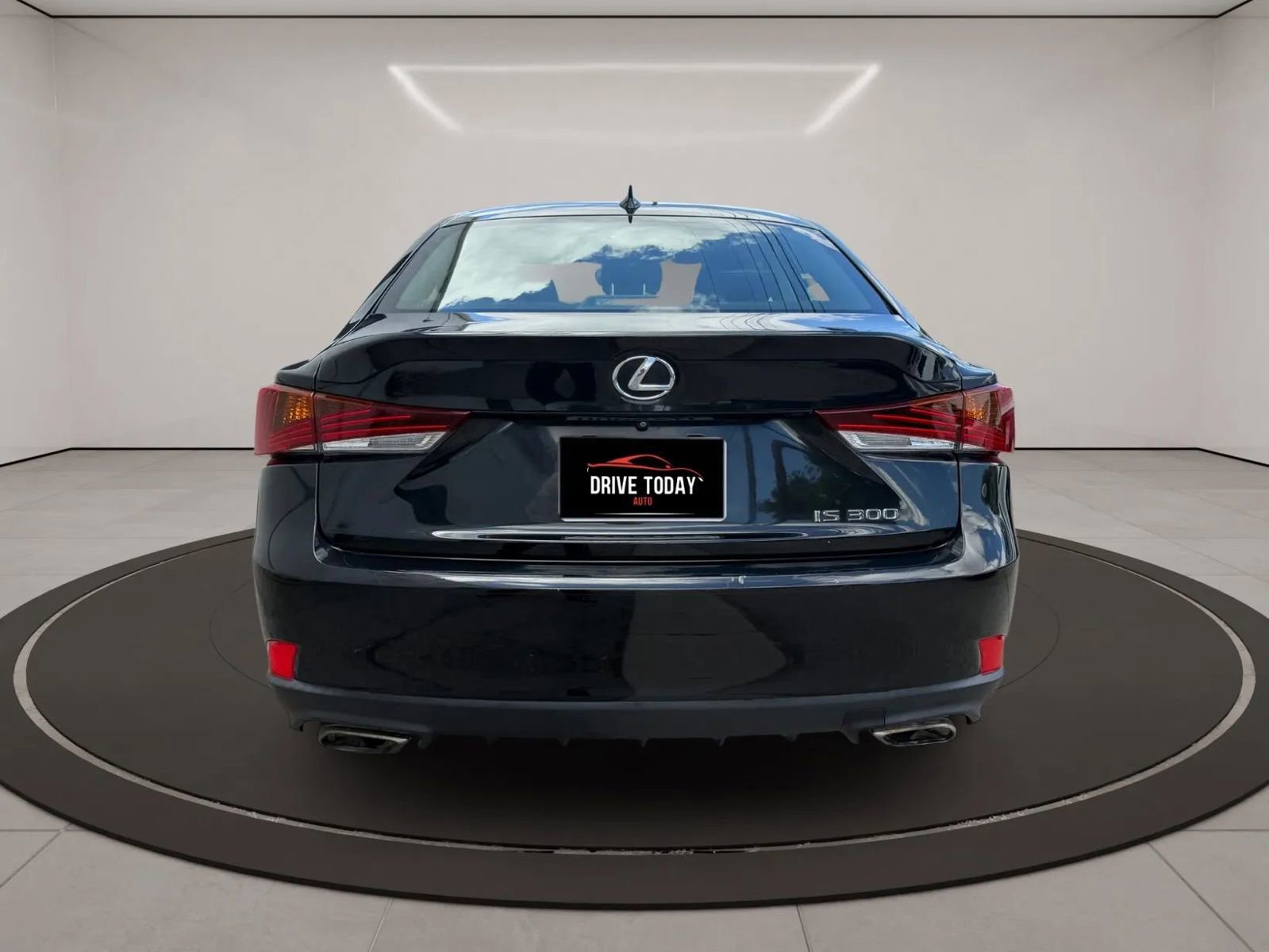 Used 2019 Lexus IS 300 w/ Accessory Package 2 RWD image 4