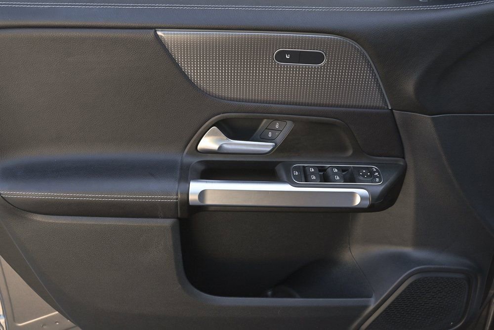 Used 2022 Mercedes-Benz GLB 250 image 14