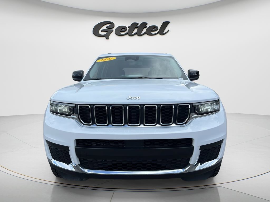 Used 2022 Jeep Grand Cherokee L Laredo w/ Luxury Tech Group I RWD image 2