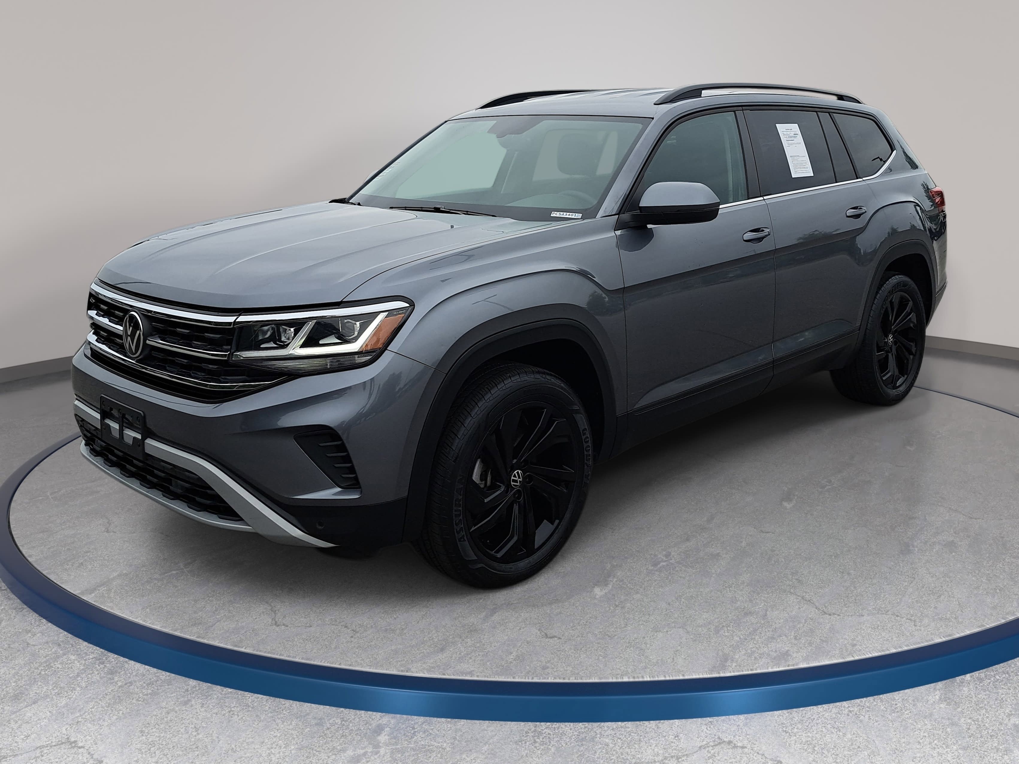Certified 2023 Volkswagen Atlas SE w/ Black Wheel Package AWD/4WD image 1