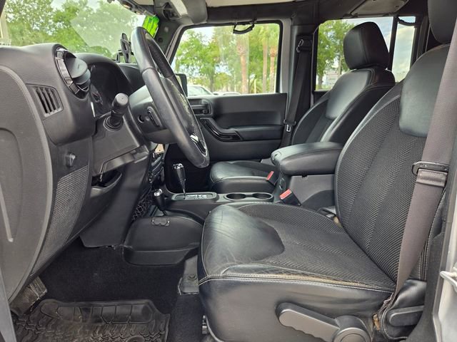 Certified 2017 Jeep Wrangler Unlimited Sahara AWD/4WD image 13