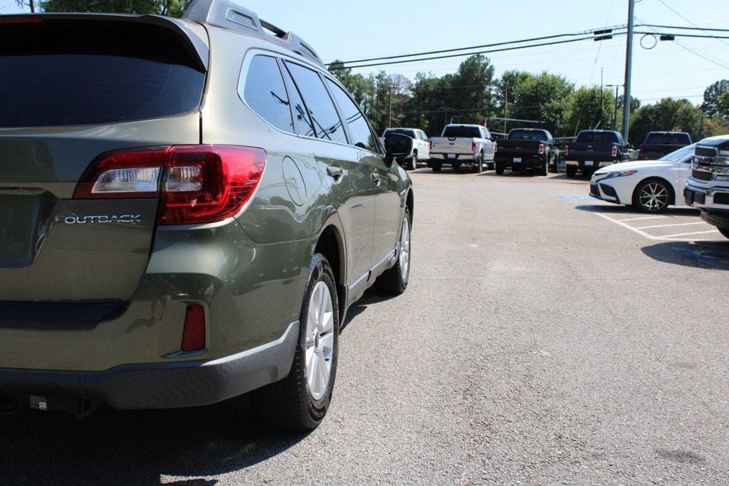 Used 2017 Subaru Outback 2.5i AWD/4WD image 33