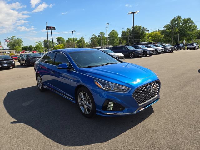 Used 2018 Hyundai Sonata Sport w/ Cargo Package FWD image 4
