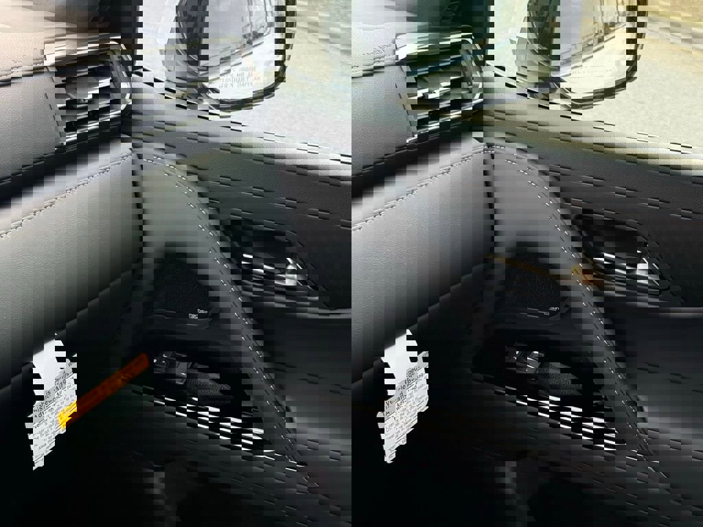 New 2026 Lexus LX 700h Luxury image 36