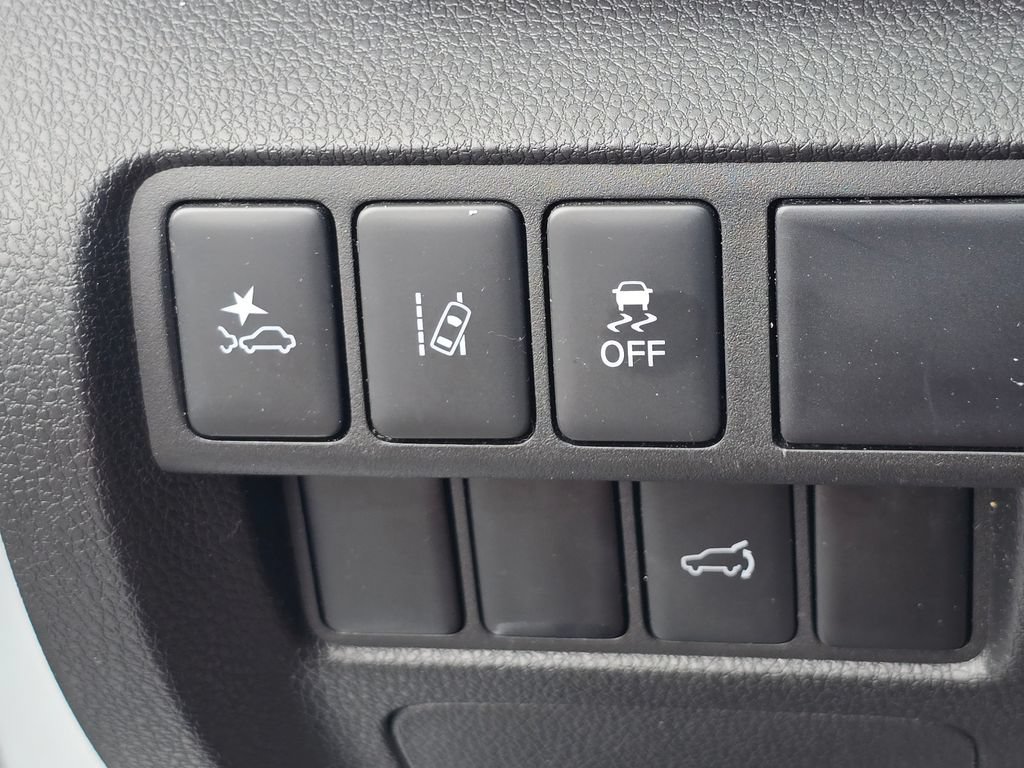 Used 2024 Mitsubishi Eclipse Cross SEL AWD/4WD image 12