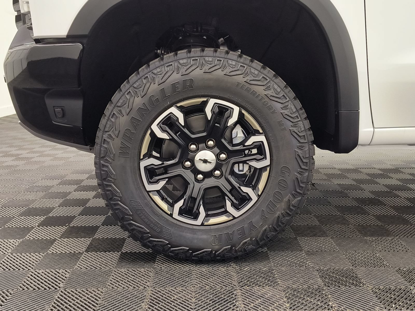 New 2026 Chevrolet Silverado 1500 ZR2 AWD/4WD image 11