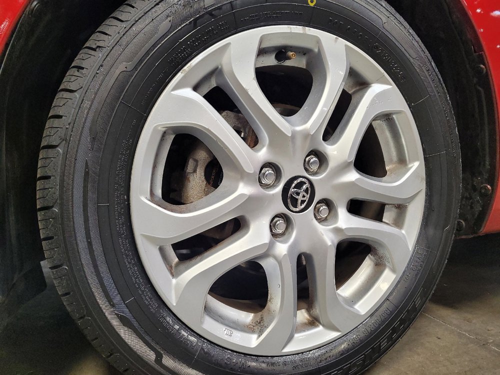 Used 2017 Toyota Yaris iA FWD image 31