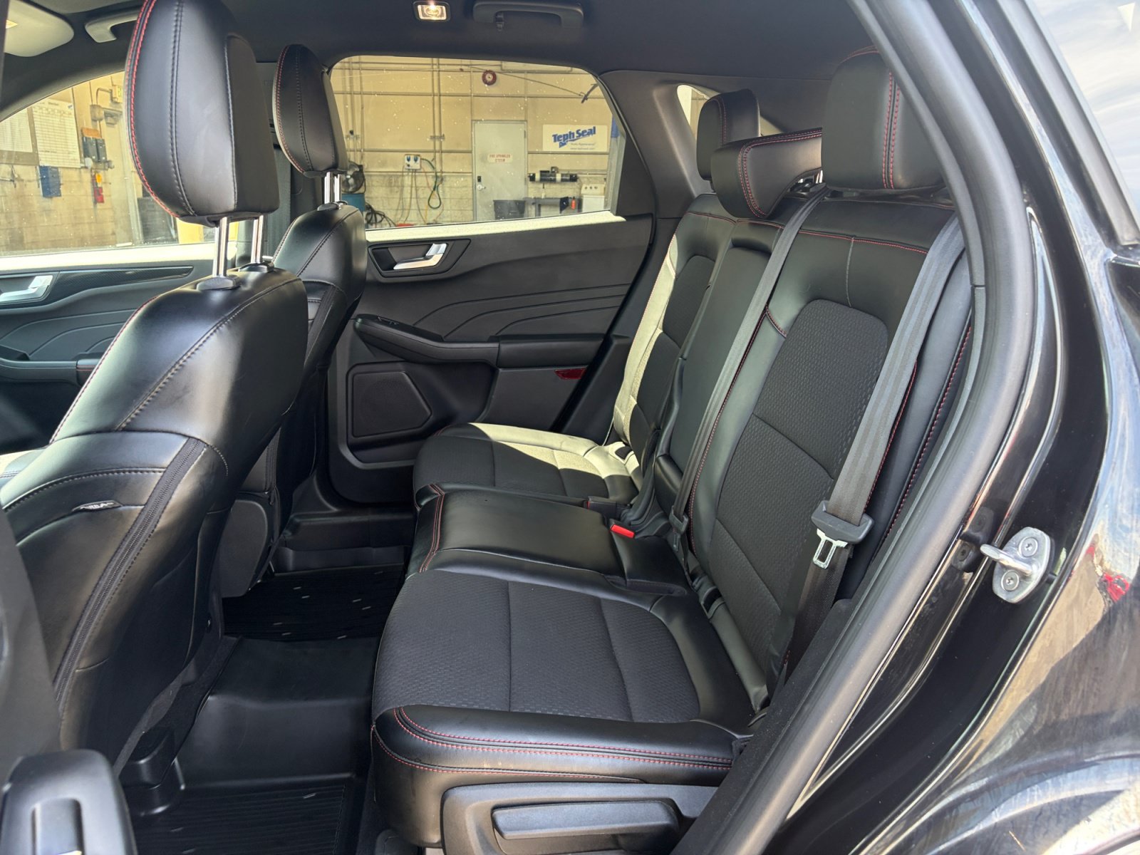 Certified 2024 Ford Escape ST-Line w/ Tech Pack #1 AWD/4WD image 24