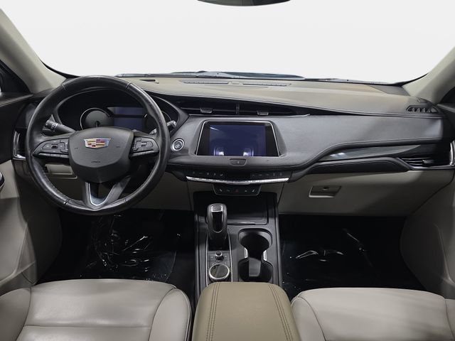 Used 2019 Cadillac XT4 Premium Luxury w/ Cold Weather Package AWD/4WD image 10