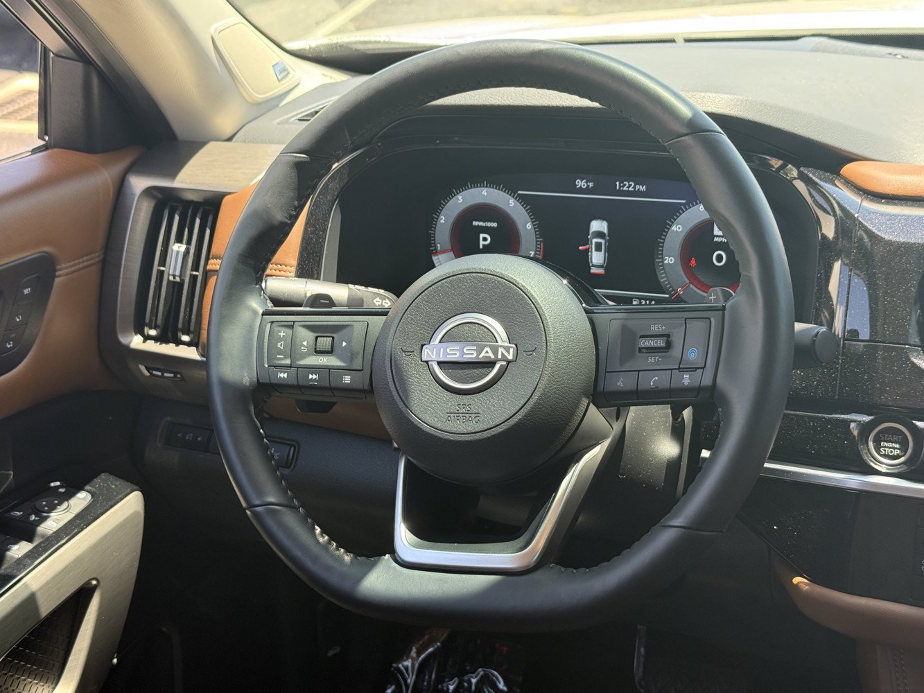 Used 2024 Nissan Pathfinder Platinum AWD/4WD image 22