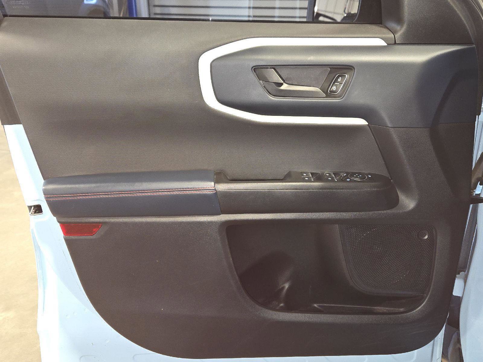 Used 2023 Ford Bronco Sport Heritage w/ Heritage Convenience Package image 17