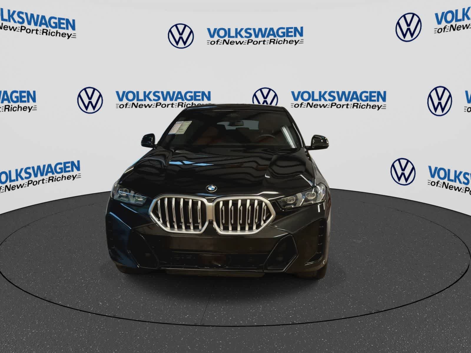 Used 2026 BMW X6 xDrive40i AWD/4WD image 3