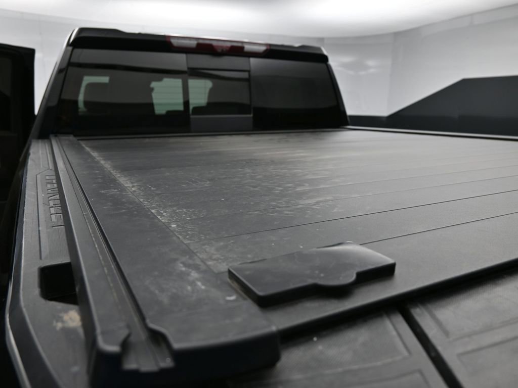 Used 2023 Chevrolet Silverado 1500 LTZ w/ LTZ Premium Package image 38
