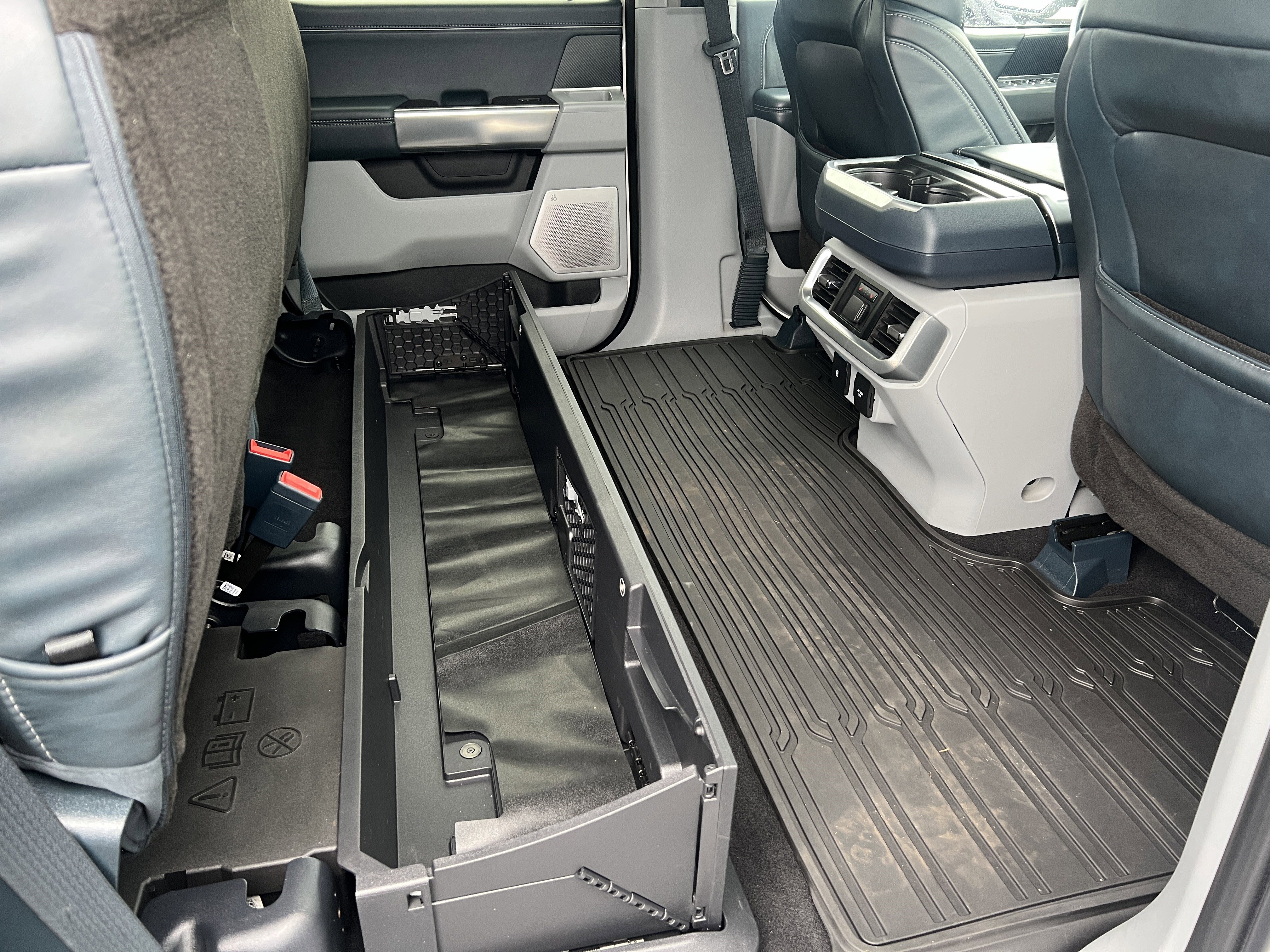 Used 2023 Ford F150 Limited AWD/4WD image 19