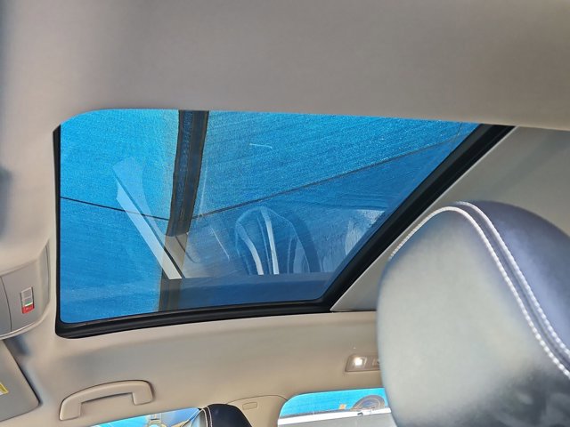 Used 2023 Volkswagen Atlas SEL R-Line image 16