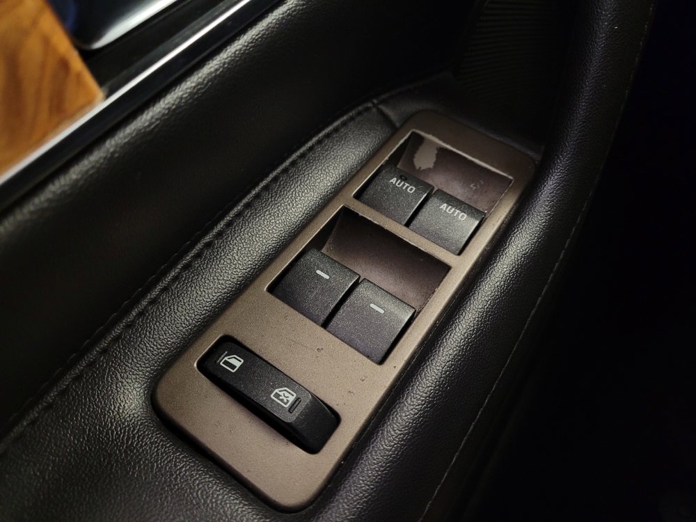 Used 2013 Lincoln MKX AWD image 27