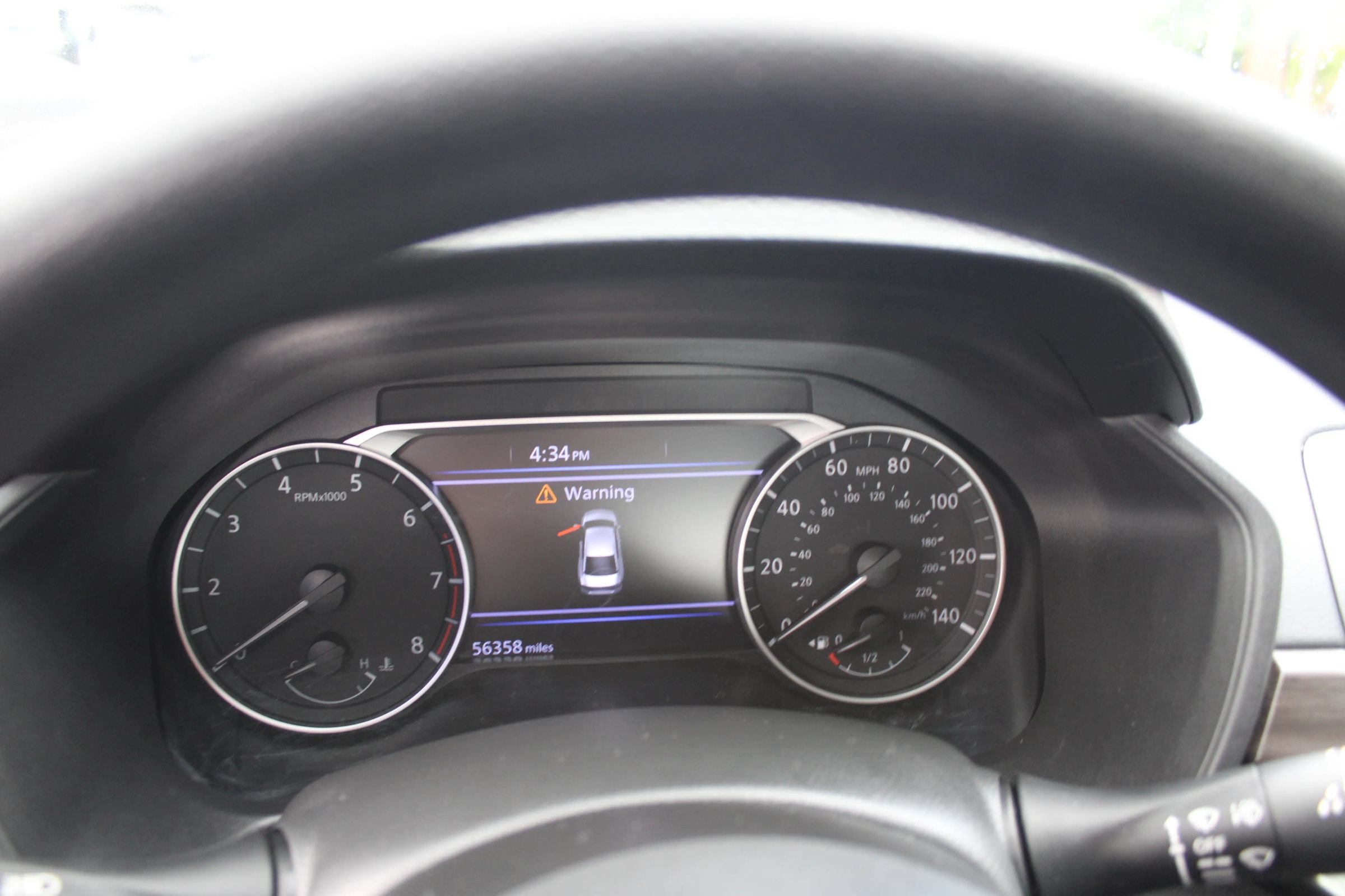 Used 2024 Nissan Altima 2.5 SV FWD image 11