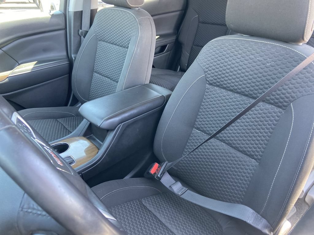 Used 2017 GMC Acadia SLE FWD image 14