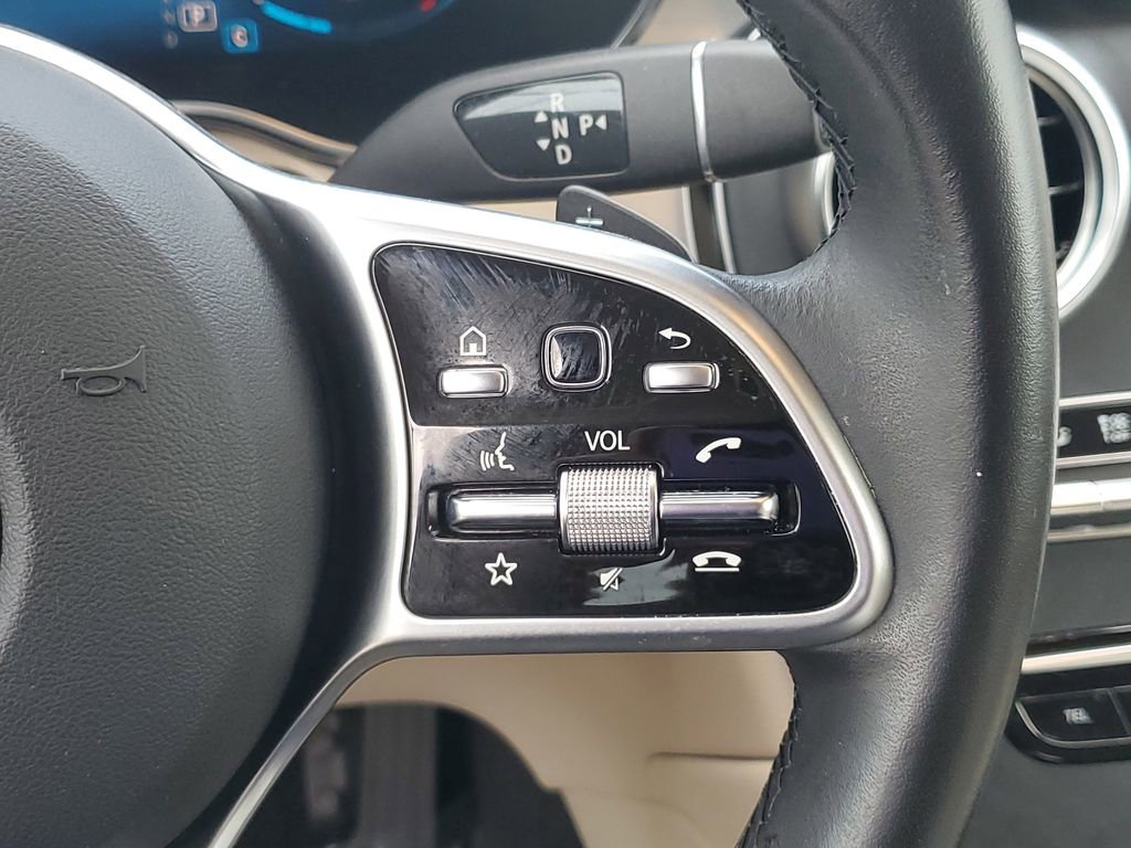 Used 2022 Mercedes-Benz GLC 300 w/ Premium Package Lite image 26