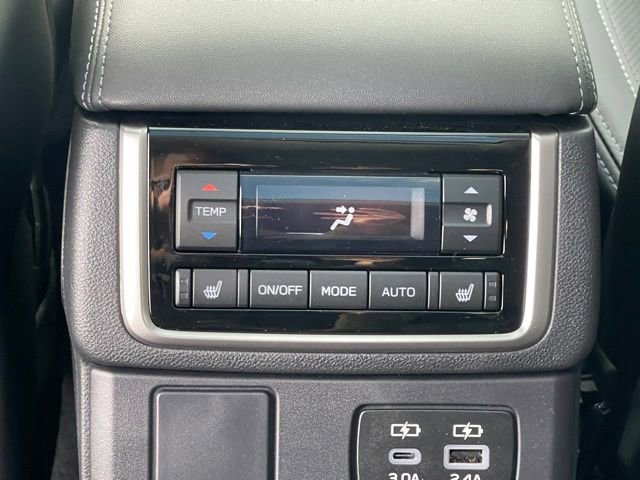 New 2026 Subaru Ascent Limited image 18