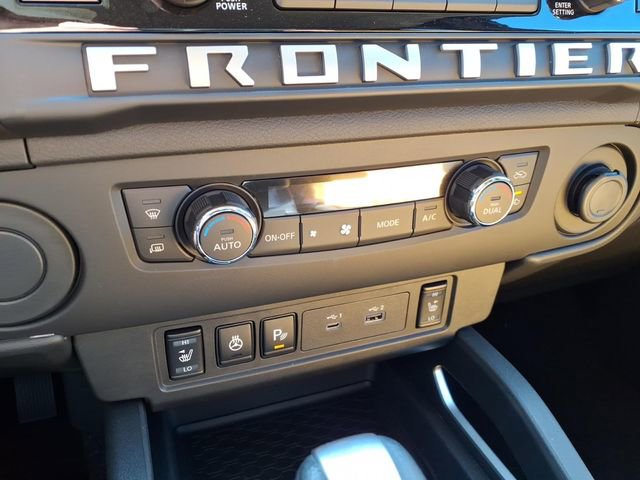 Used 2025 Nissan Frontier SV w/ SV Convenience Package RWD image 26