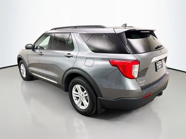 Used 2023 Ford Explorer XLT w/ Class IV Trailer Tow Package AWD/4WD image 5