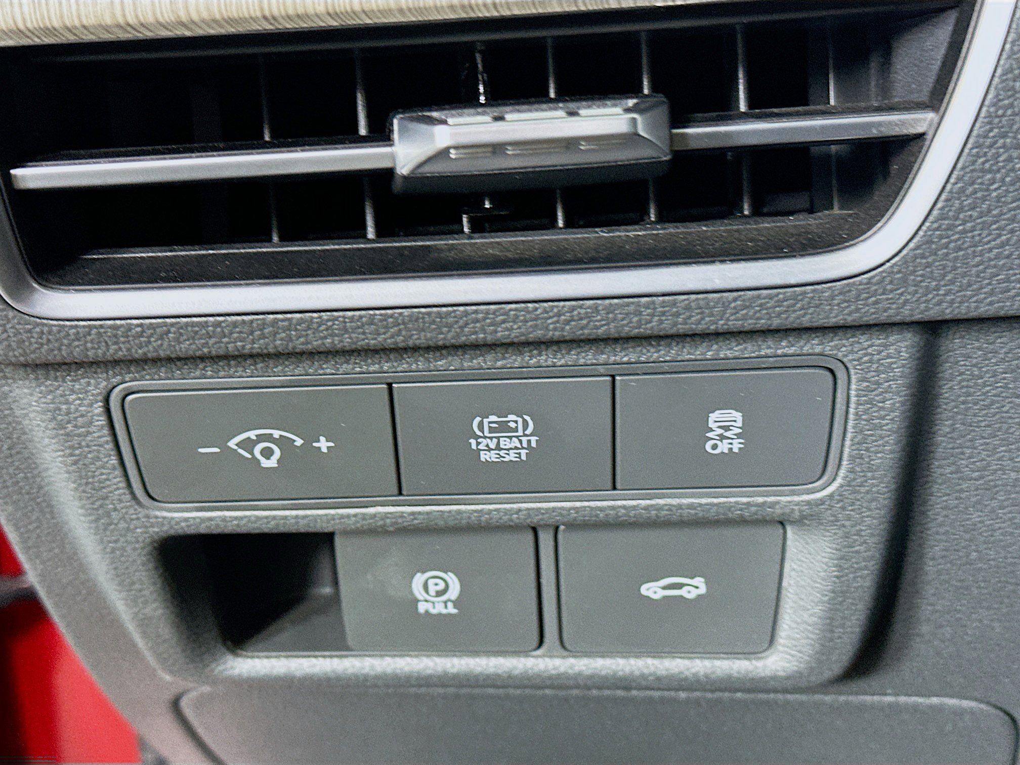 Used 2025 Hyundai Sonata SEL FWD image 17