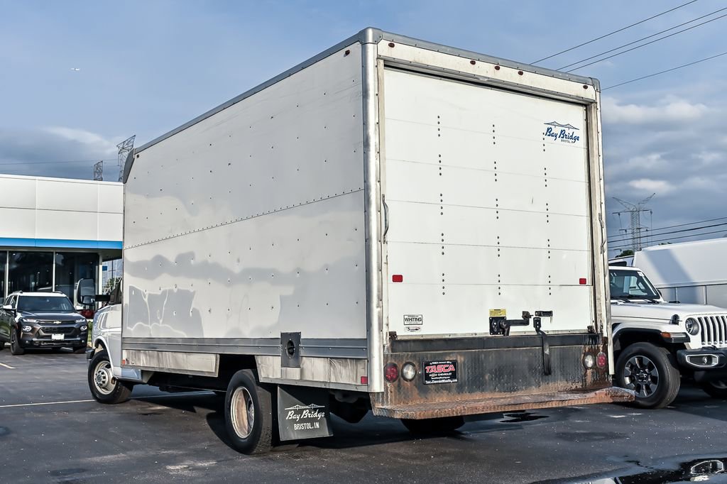 Used 2018 Chevrolet Express 3500 Extended w/ Power Convenience Package RWD image 5