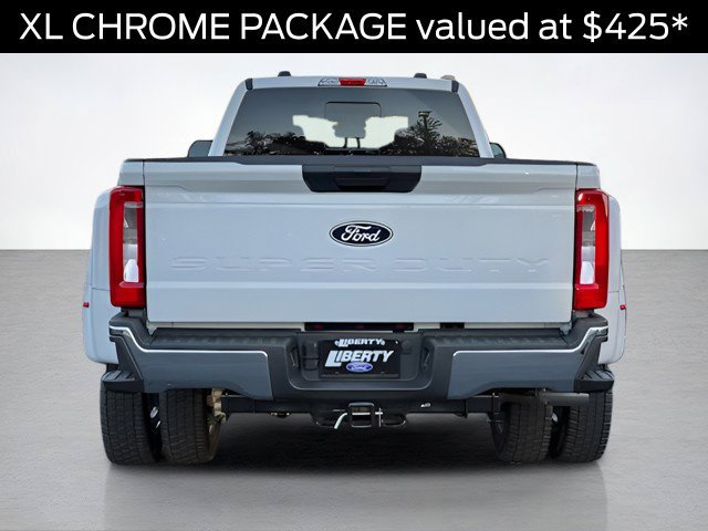 New 2027 Ford F450 XL w/ XL Chrome Package AWD/4WD image 4