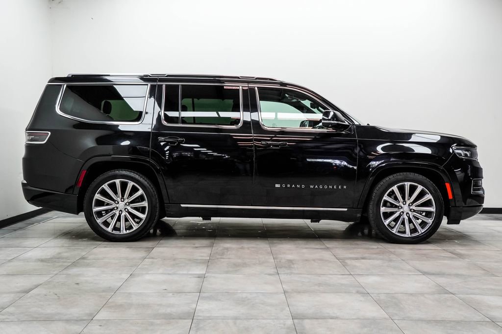 Used 2023 Jeep Grand Wagoneer Series II AWD/4WD image 10