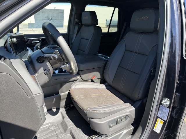 New 2026 Chevrolet Tahoe High Country w/ Sun And Tow Package AWD/4WD image 12