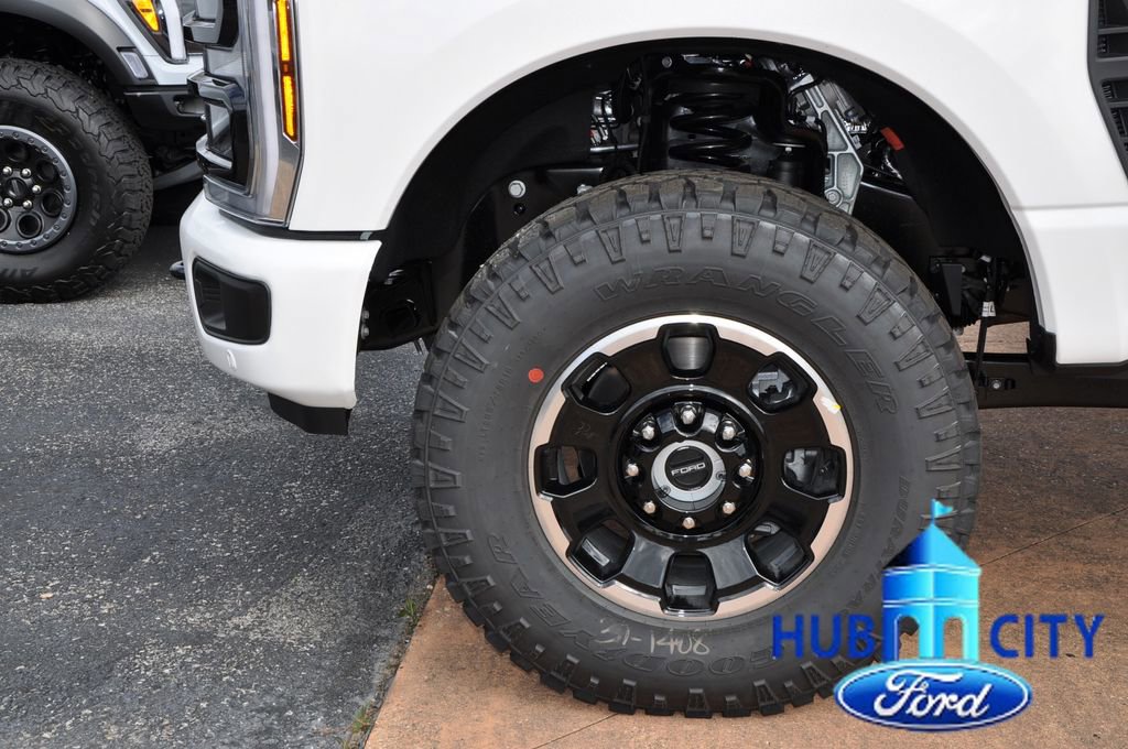 New 2026 Ford F250 Platinum image 9