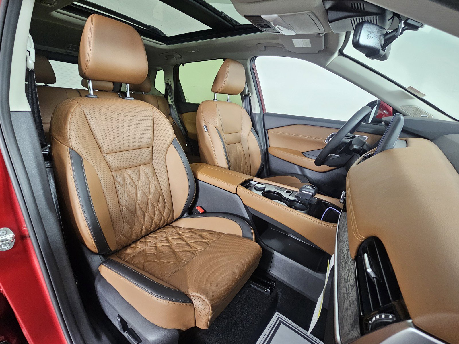 New 2026 Nissan Rogue Platinum image 13