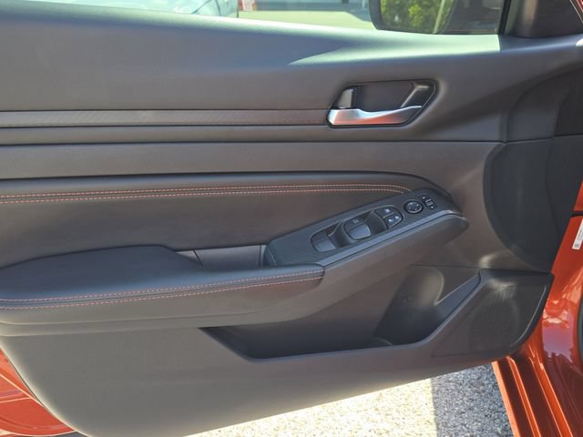 Certified 2021 Nissan Altima 2.5 SR FWD image 17
