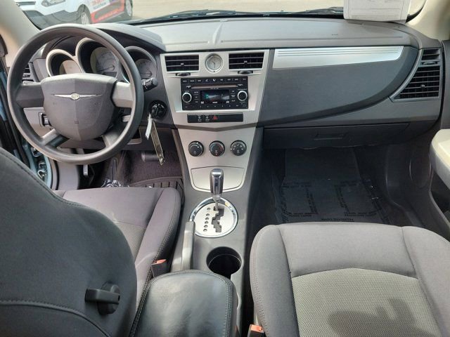 Used 2009 Chrysler Sebring Touring image 17