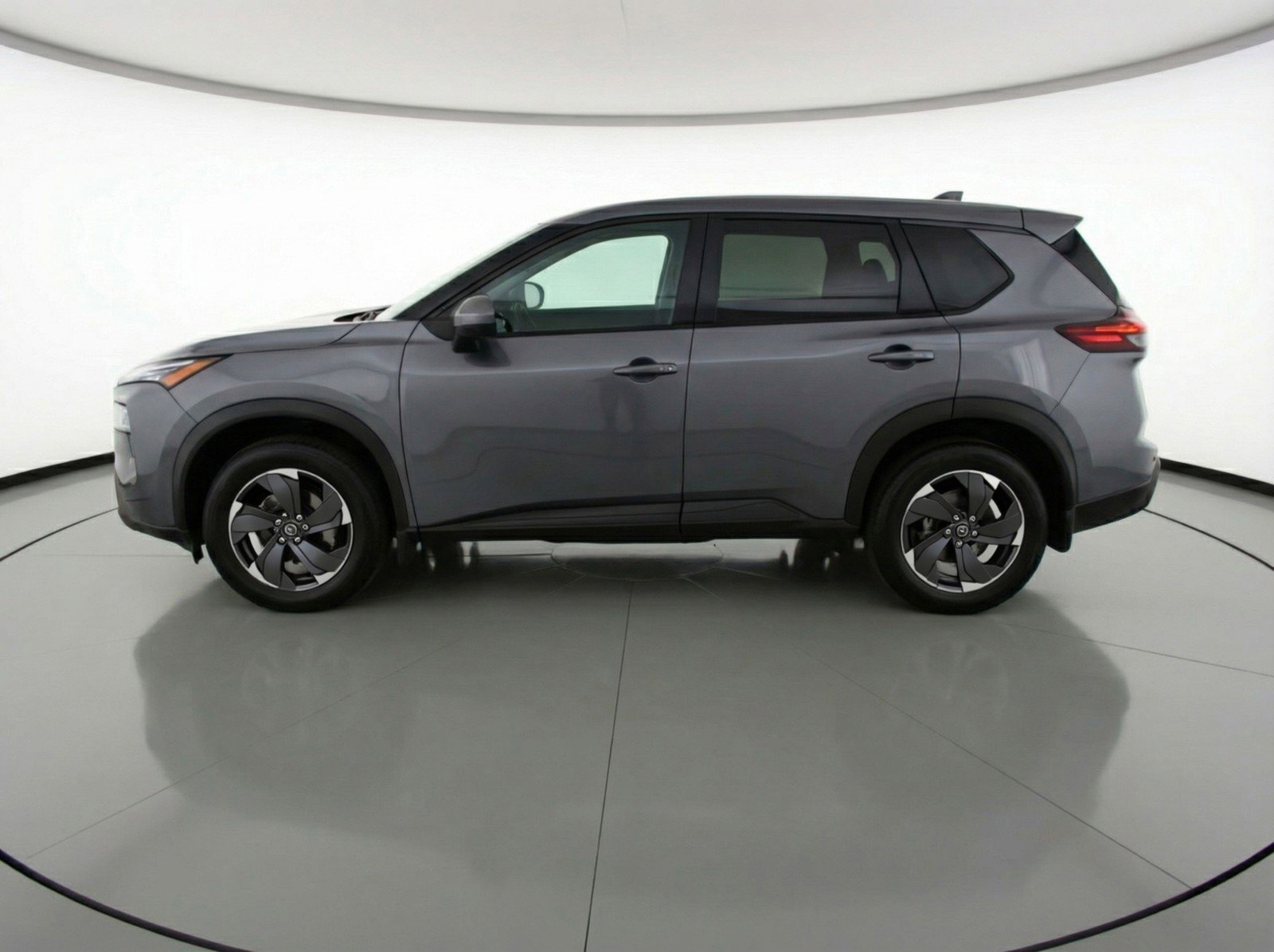 Used 2025 Nissan Rogue SV FWD image 5