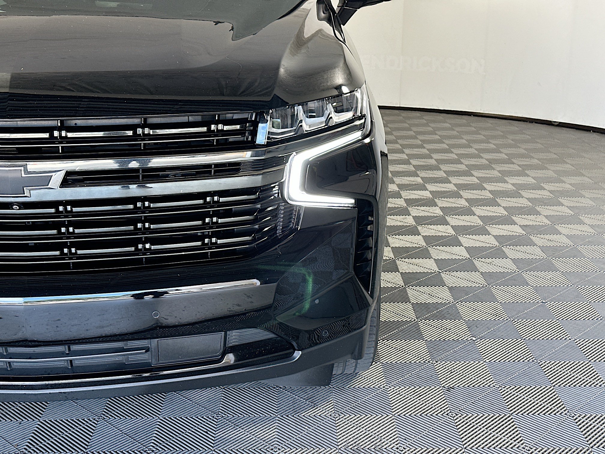 Used 2022 Chevrolet Tahoe RST w/ Sport Performance Package AWD/4WD image 9