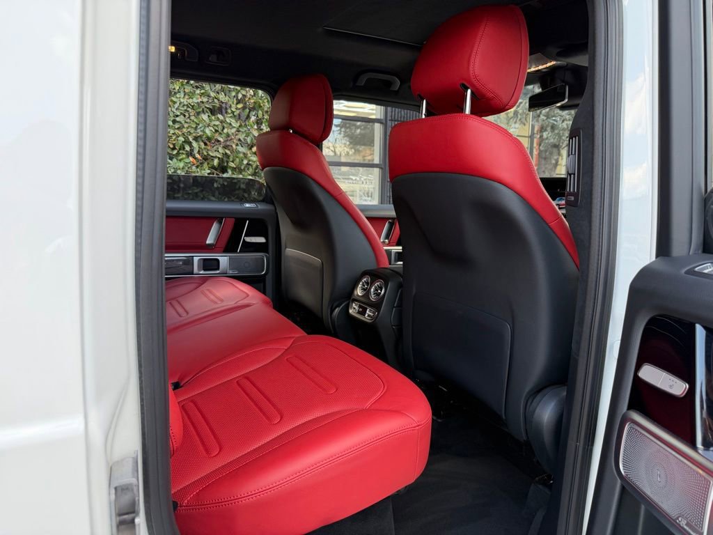 Used 2024 Mercedes-Benz G 550 image 37