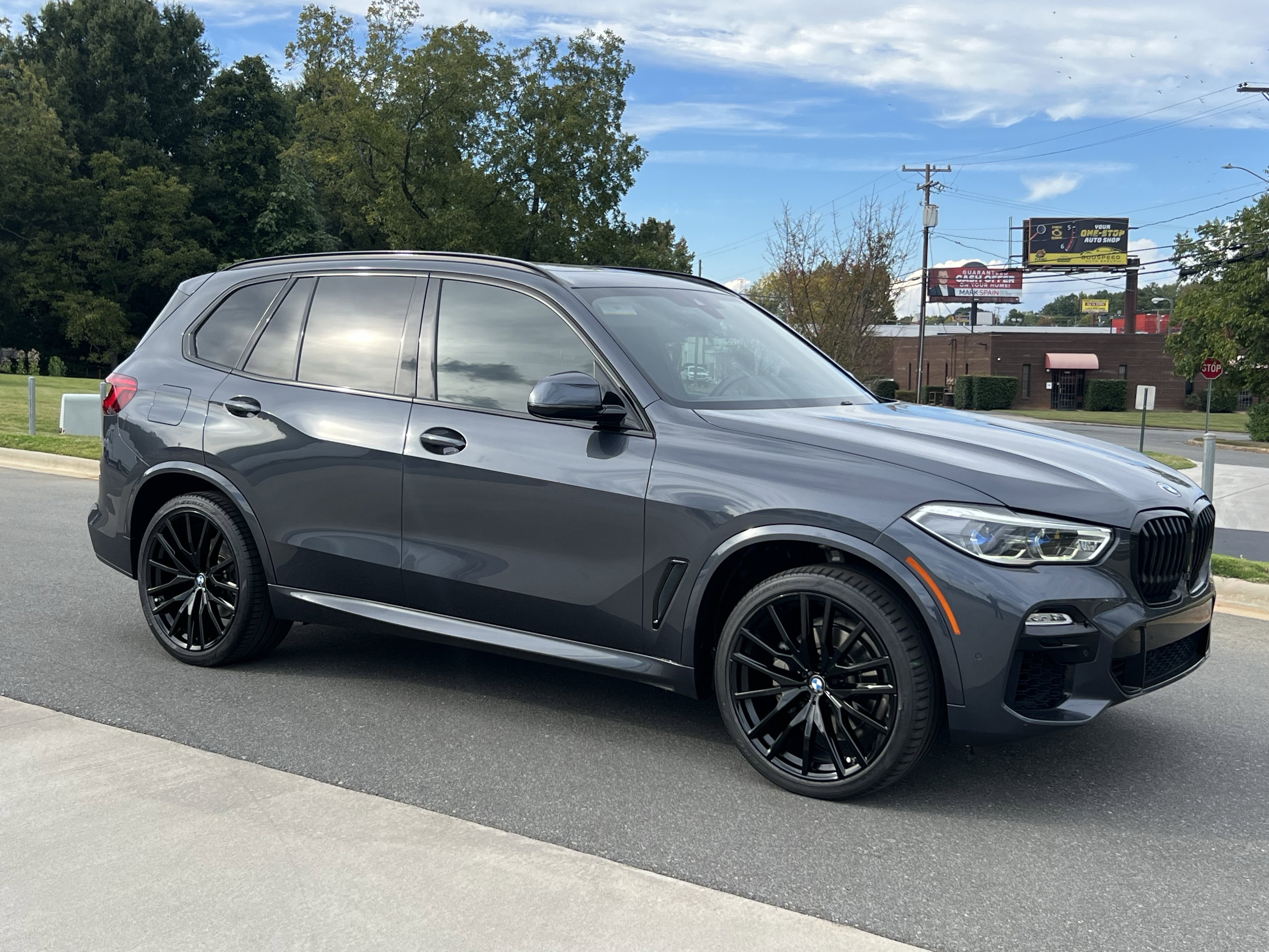 Used 2020 BMW X5 xDrive40i w/ M Sport Package