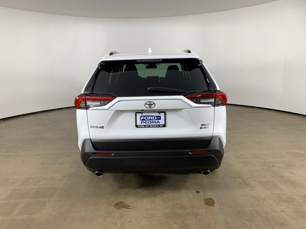 Used 2025 Toyota RAV4 XLE image 10