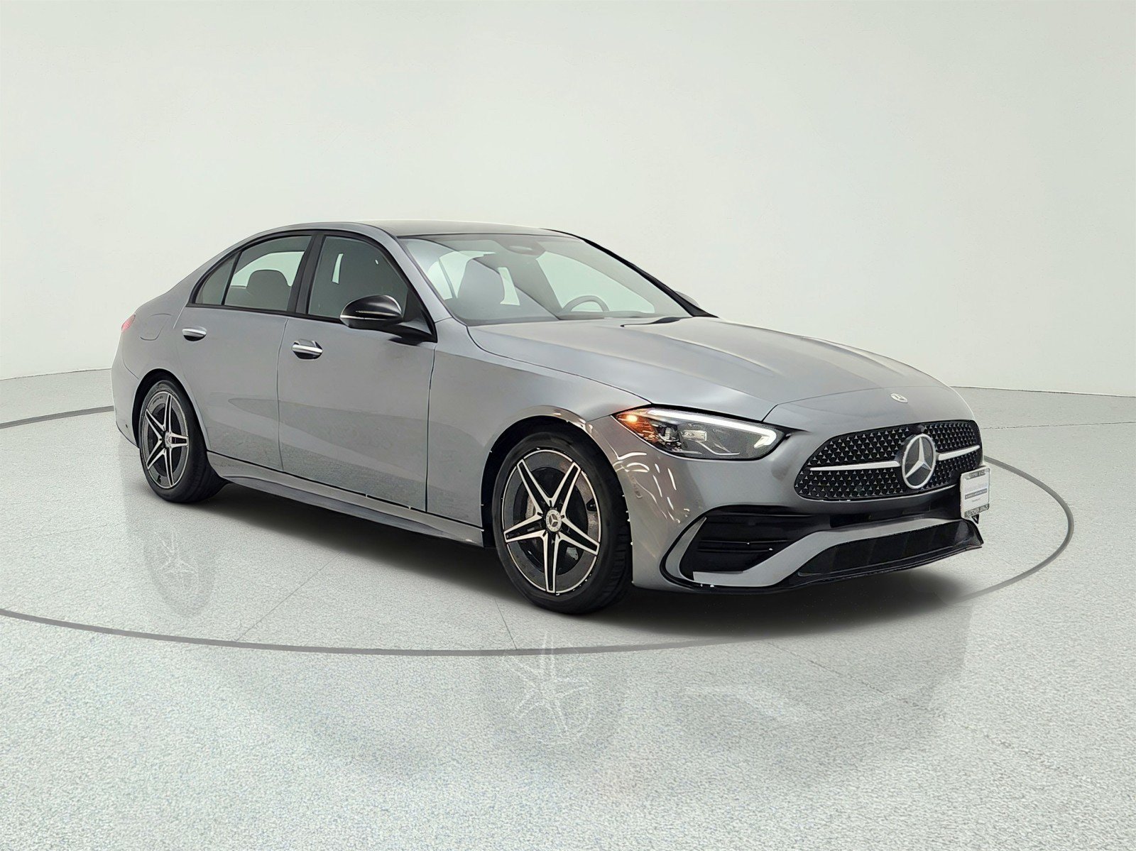 Used 2022 Mercedes-Benz C 300 Sedan image 3