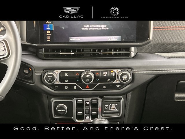 Used 2025 Jeep Wrangler Unlimited Rubicon AWD/4WD image 16