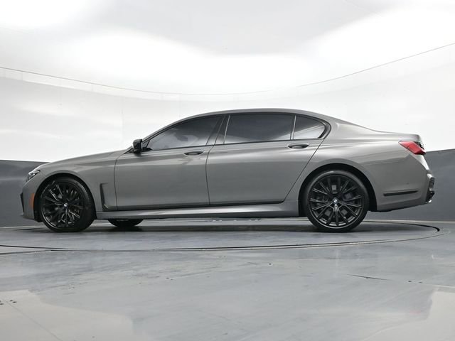 Used 2022 BMW 750i xDrive w/ Executive Package image 37