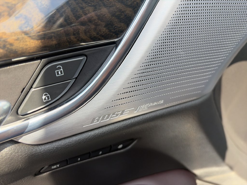 Used 2023 Cadillac XT6 Premium Luxury FWD image 19