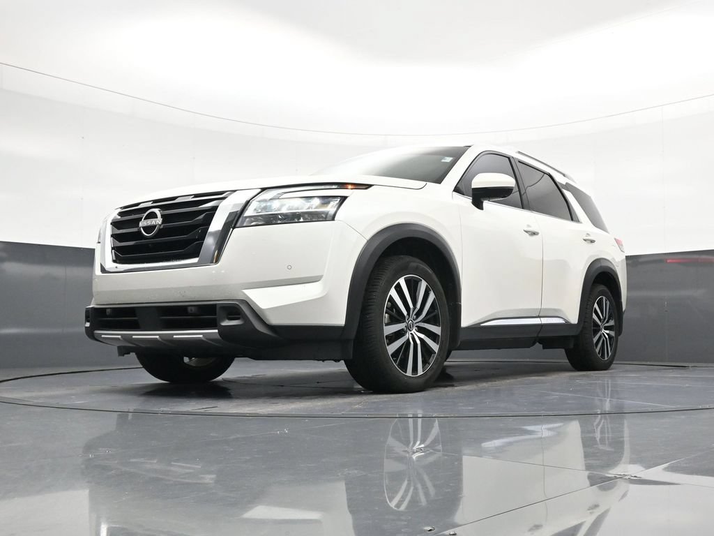 Certified 2023 Nissan Pathfinder Platinum FWD image 22