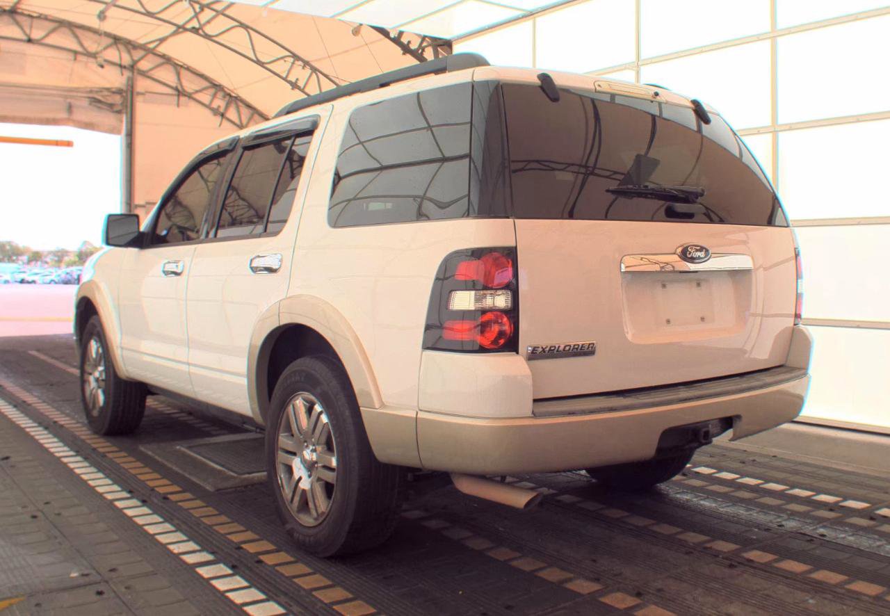 Used 2010 Ford Explorer Eddie Bauer RWD image 8
