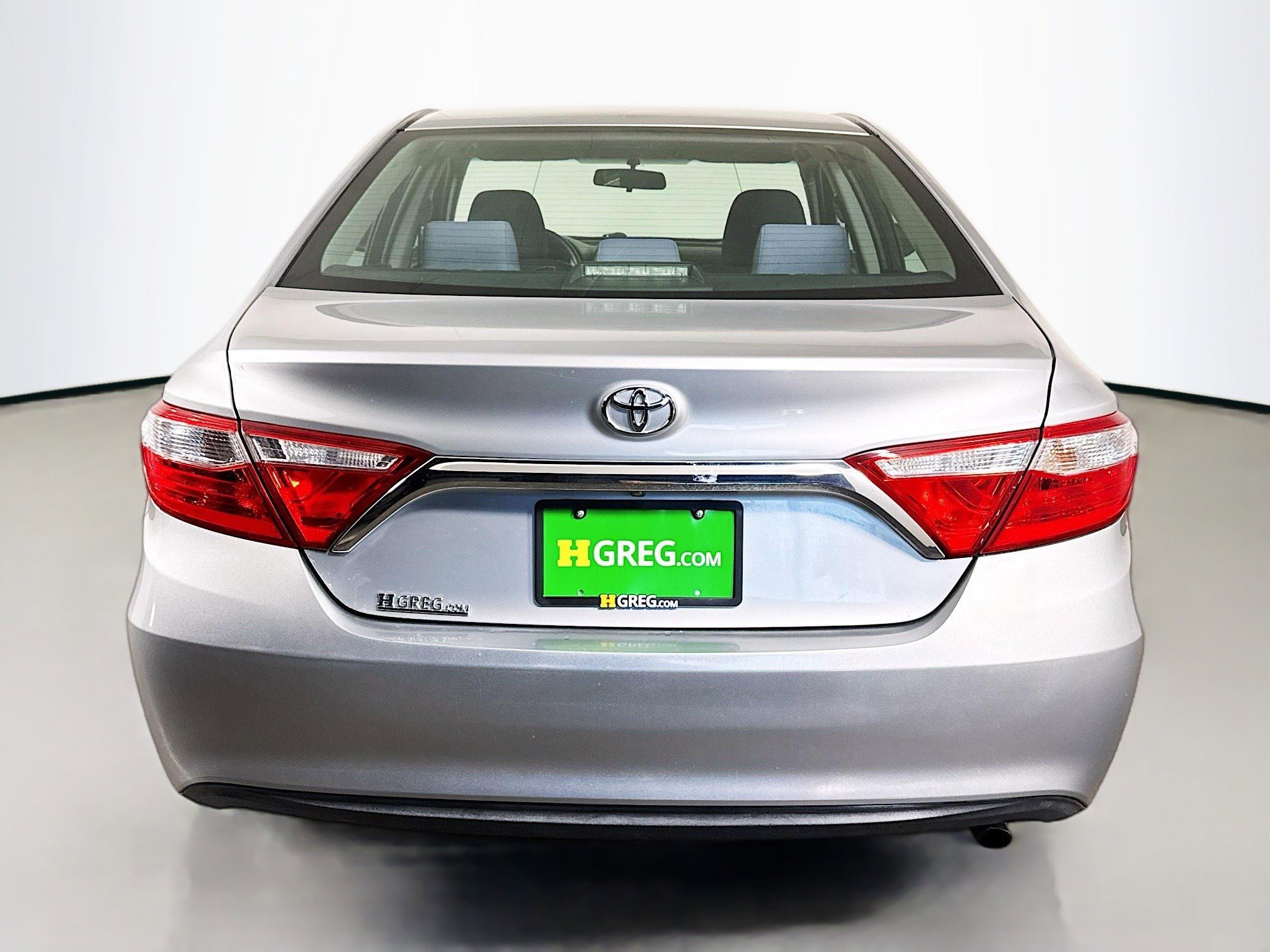 Used 2017 Toyota Camry LE image 8